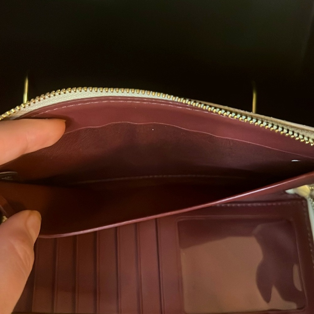 COACH Signature Jacquard Stripe Dempsey🩷🤍 - Picture 8 of 11